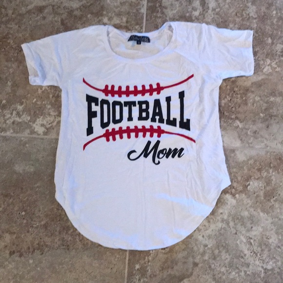 Clearance*** Last one!Football Mom Tee! Very soft! - Picture 5 of 8